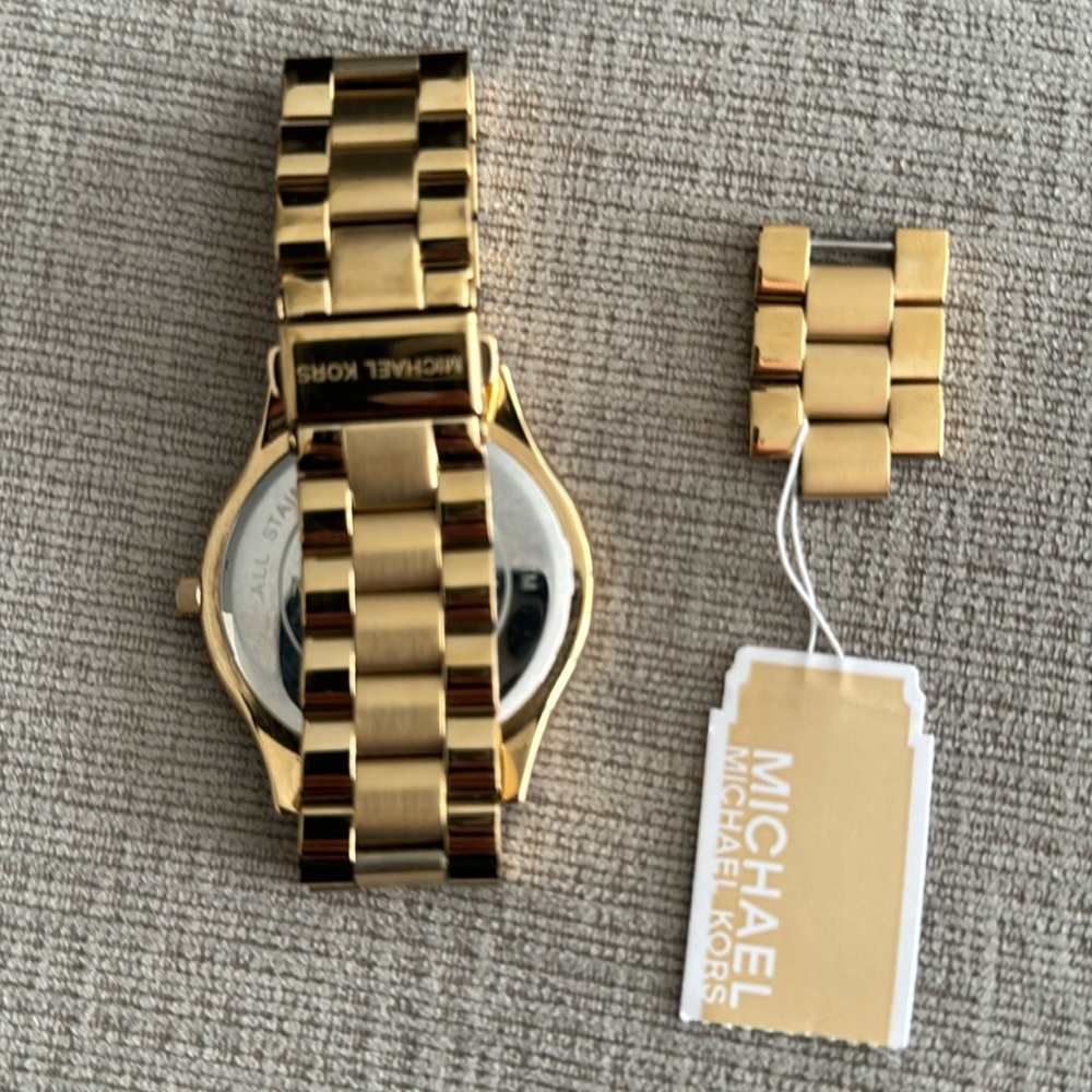 Michael Kors Slim Runway Gold and Pink Watch - 42mm - Used - Picture 5 of 15
